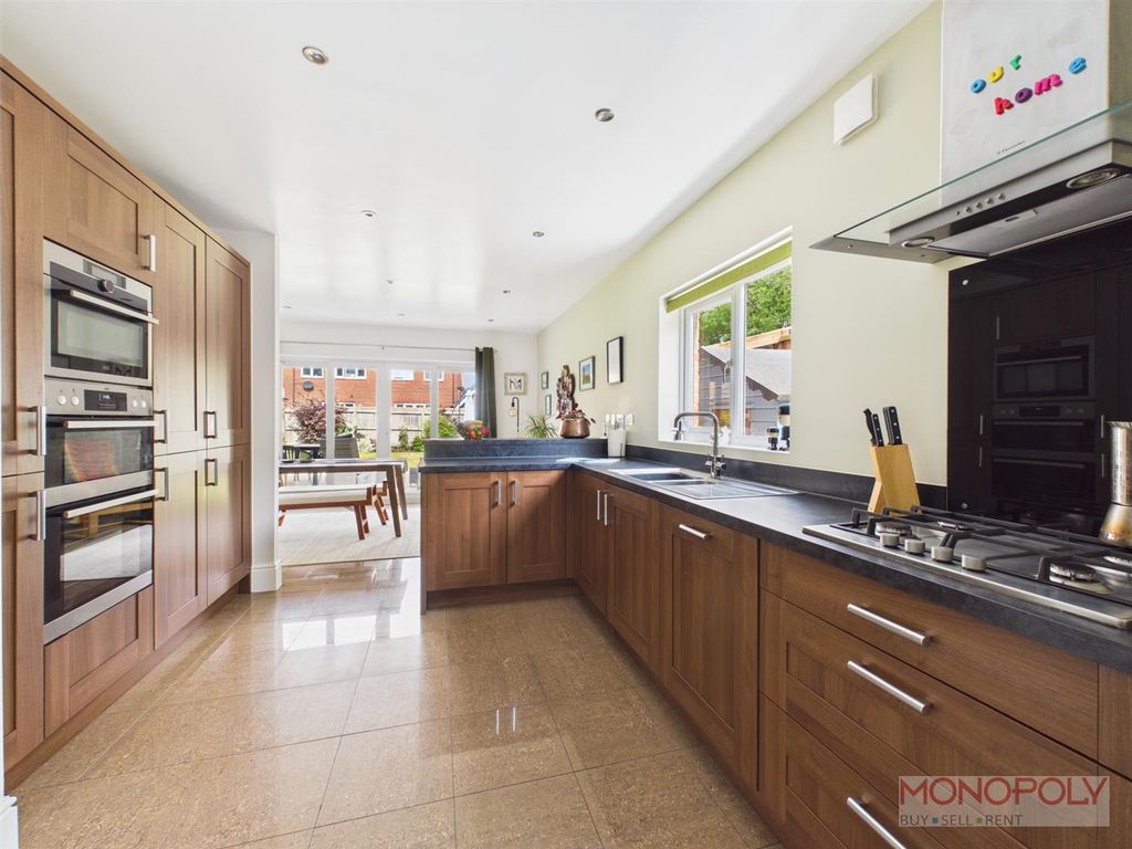 Property photo 3 of 19 Open Plan Kitchen/ Dining Area