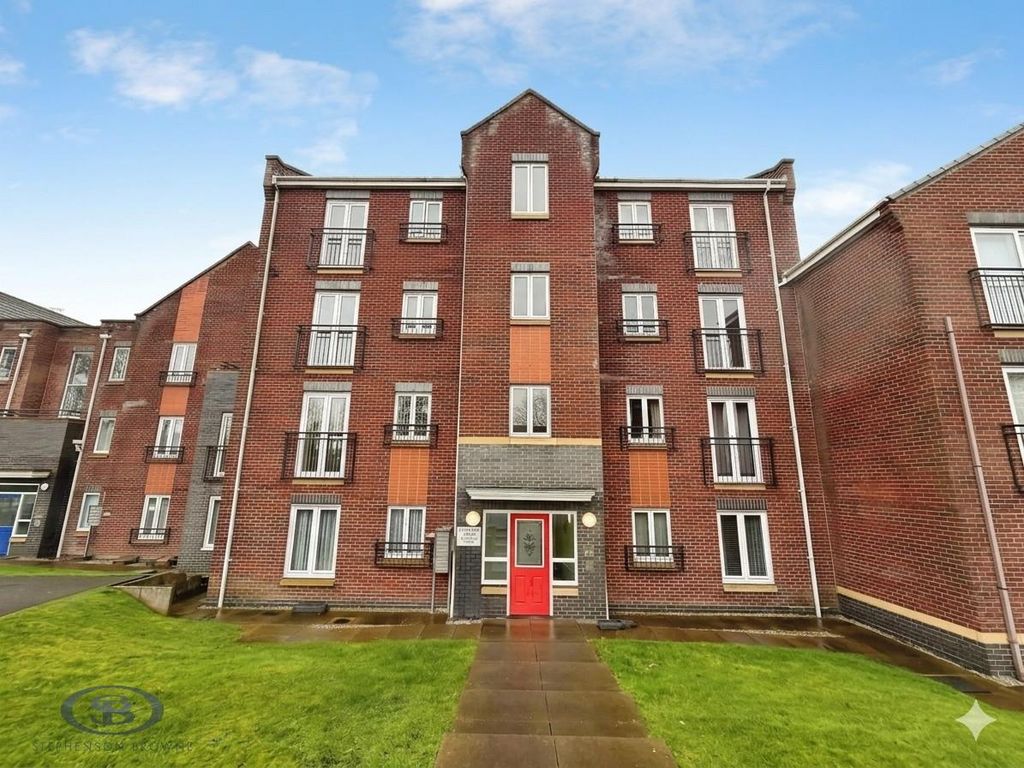 Property photo 1 of 12