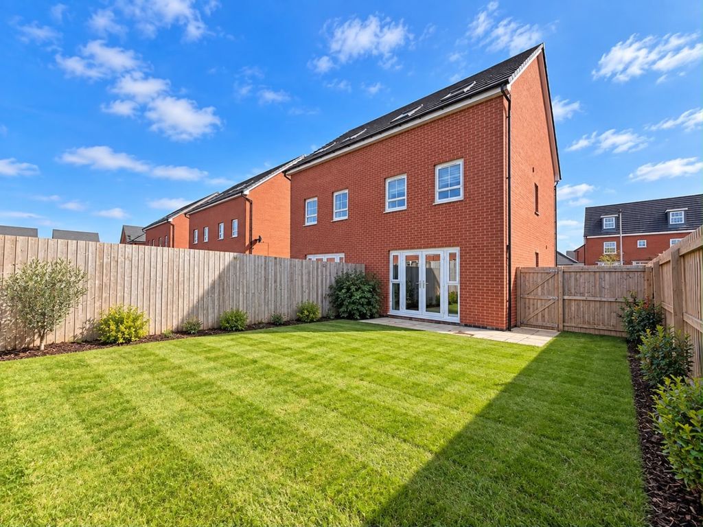 Property photo 2 of 21 5536762