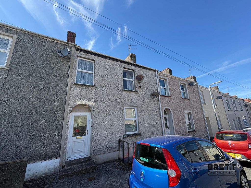 Property photo 1 of 12 Main Image