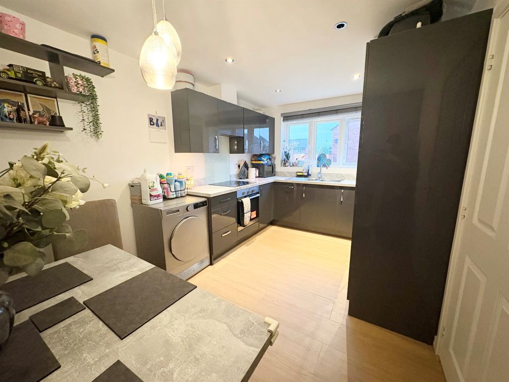 Property photo 2 of 13