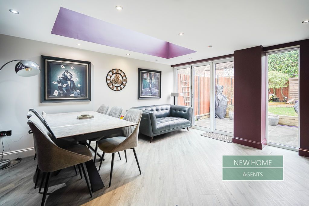 Property photo 2 of 39 Photo 16