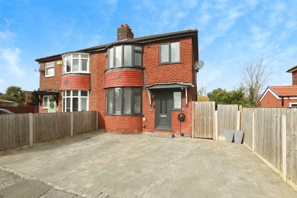 Property photo 1 of 22
