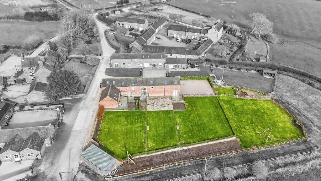 Property photo 3 of 26 Picture No. 43