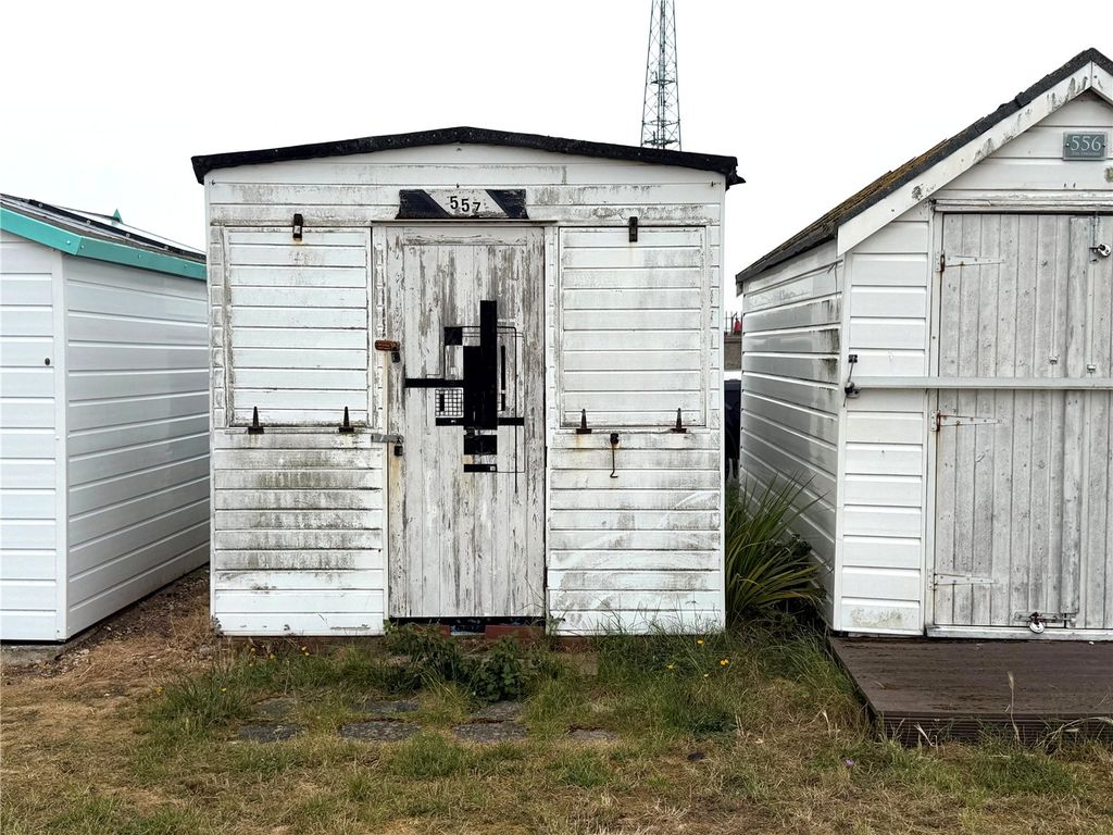 Property photo 1 of 10 Picture No. 02