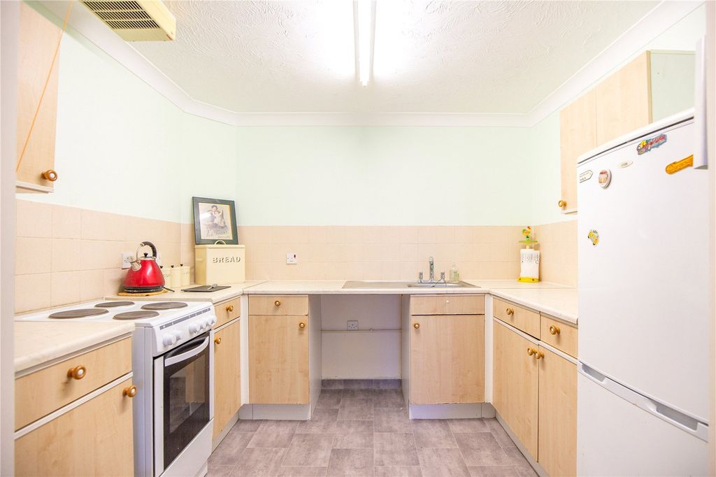 Property photo 3 of 10 Picture No. 06