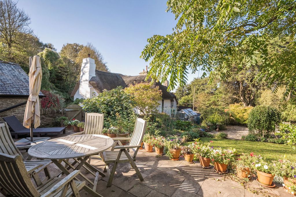 Property photo 1 of 30