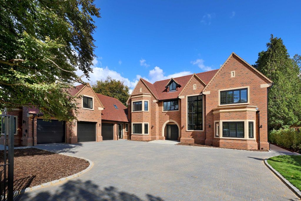 Property photo 1 of 23 Picture No. 04