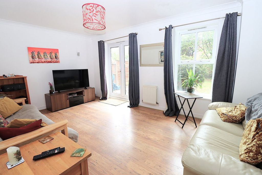 Property photo 2 of 15
