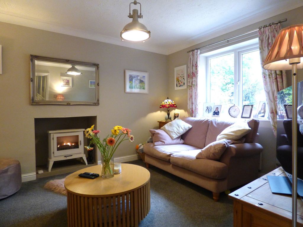 Property photo 3 of 18