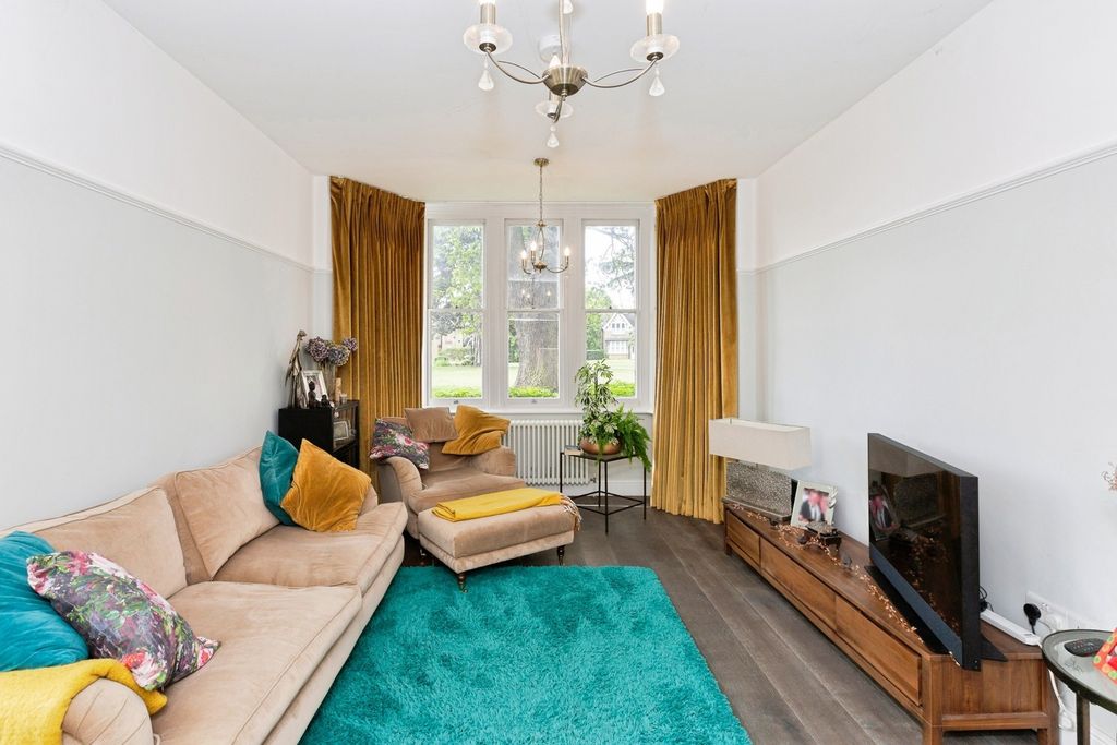 Property photo 3 of 15 Pbox-Img.Jpg