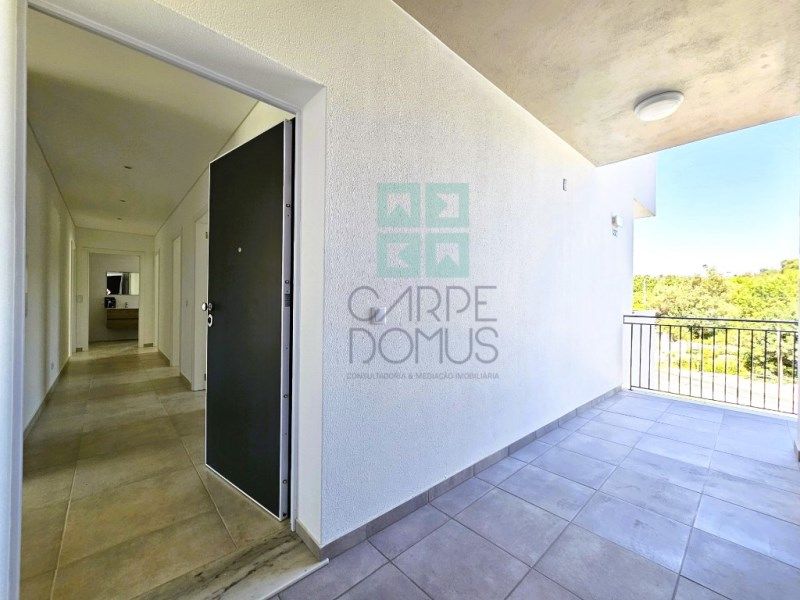 Property photo 3 of 36