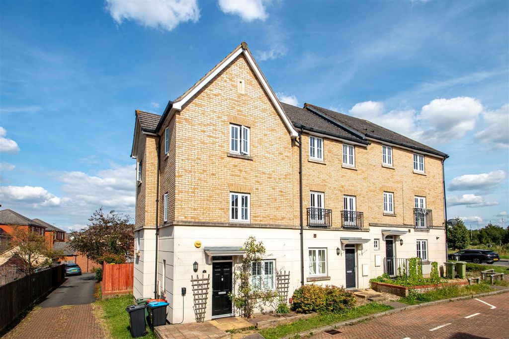 Property photo 1 of 15 3Tiern_13.Jpg