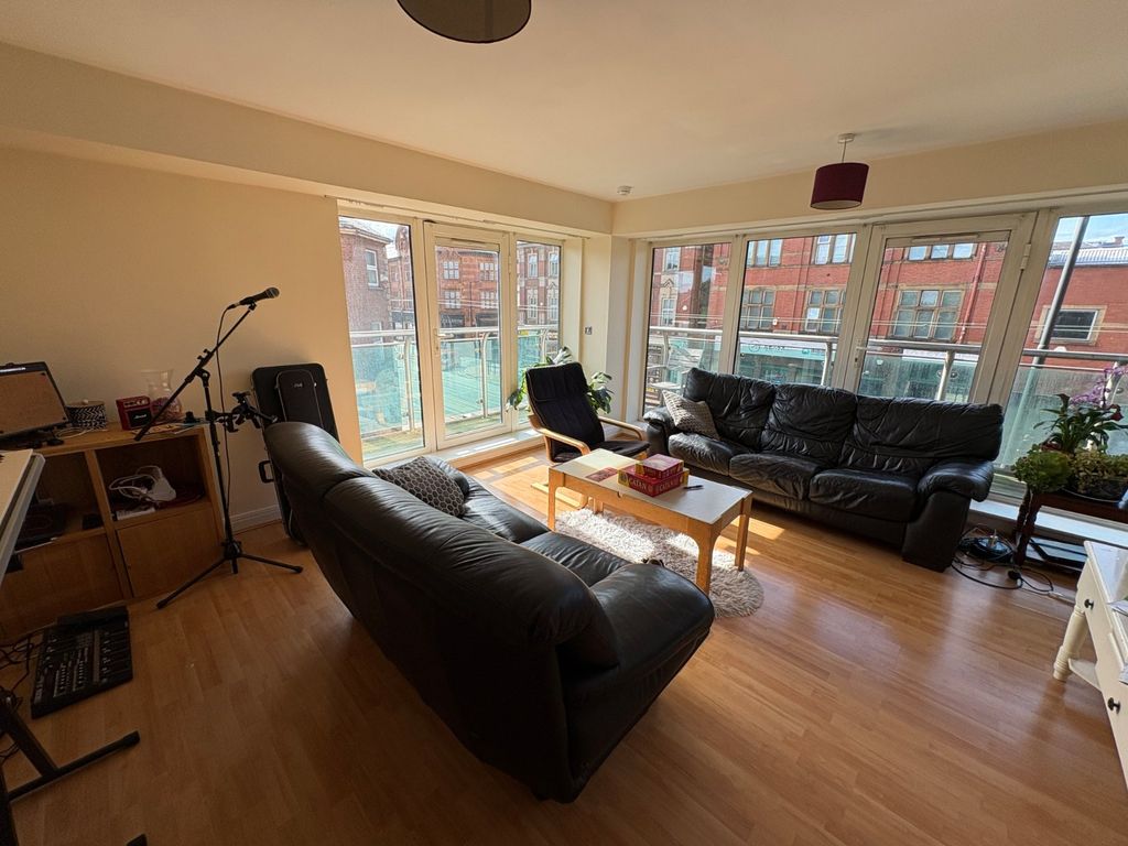 Property photo 1 of 15 Picture No. 24