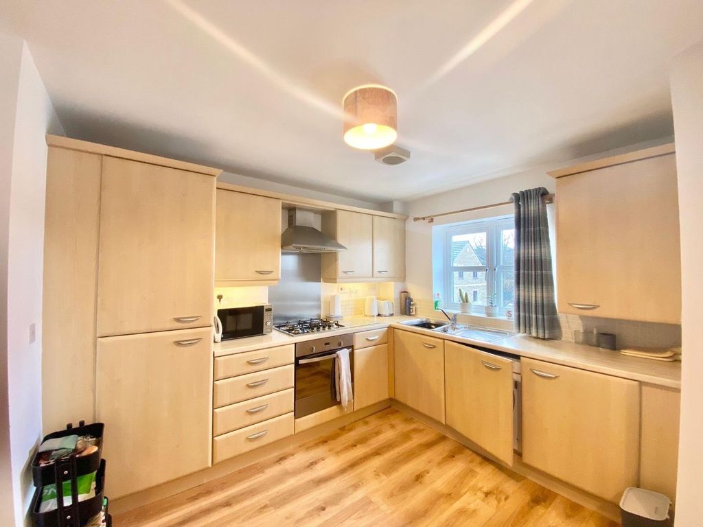 Additional image 4 of 2 bed flat for saleMereside, Huddersfield HD5