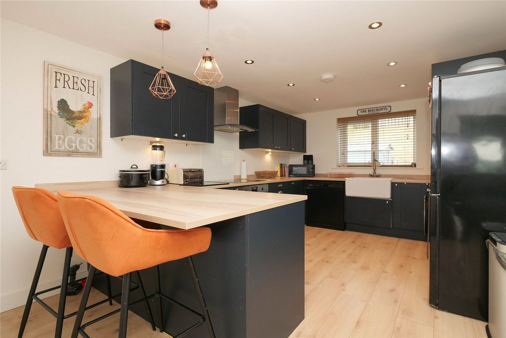 Property photo 3 of 20 Picture No. 08