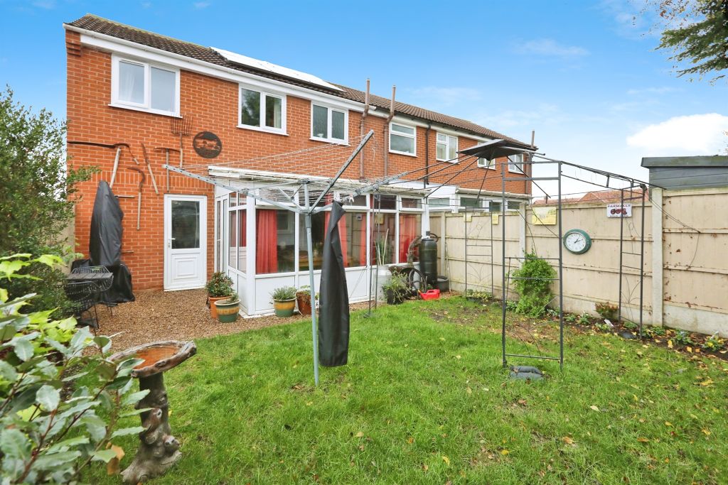 Property photo 2 of 16