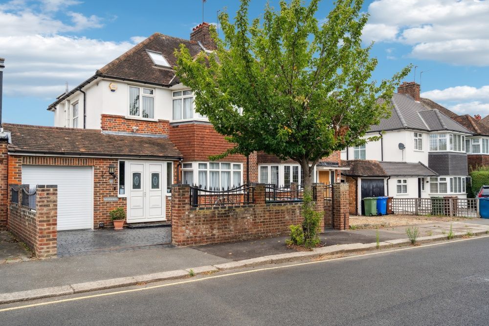 Property photo 1 of 10