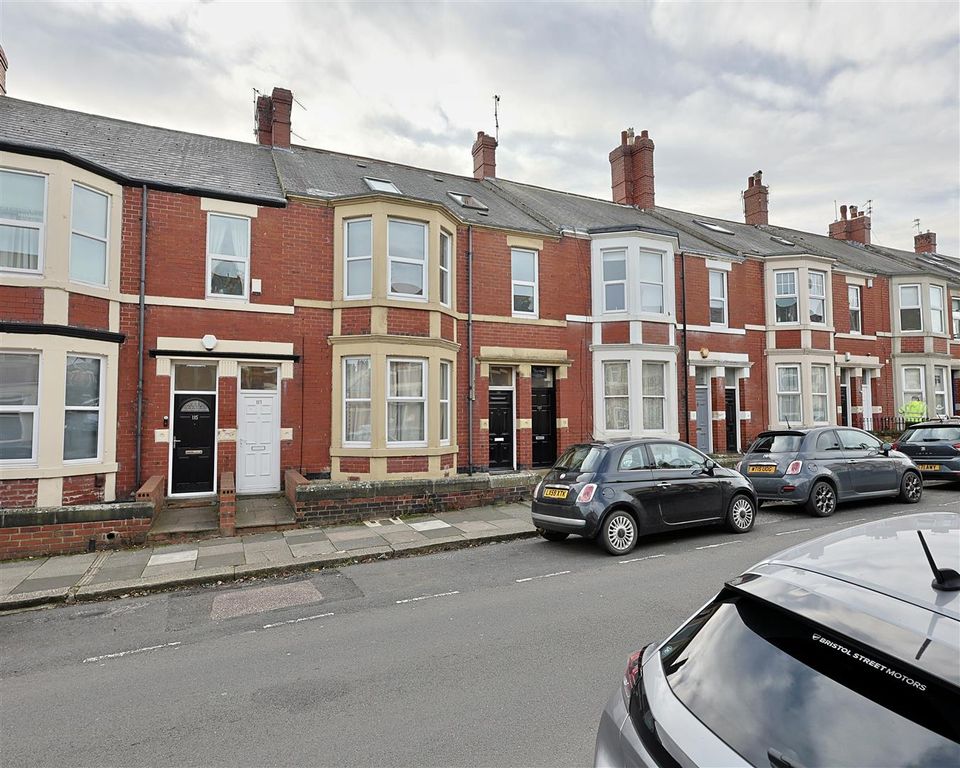 Property photo 3 of 11 A202A42E-1398-4841-8E0A-70Ff53F759Fb_1_201_A.Jpeg