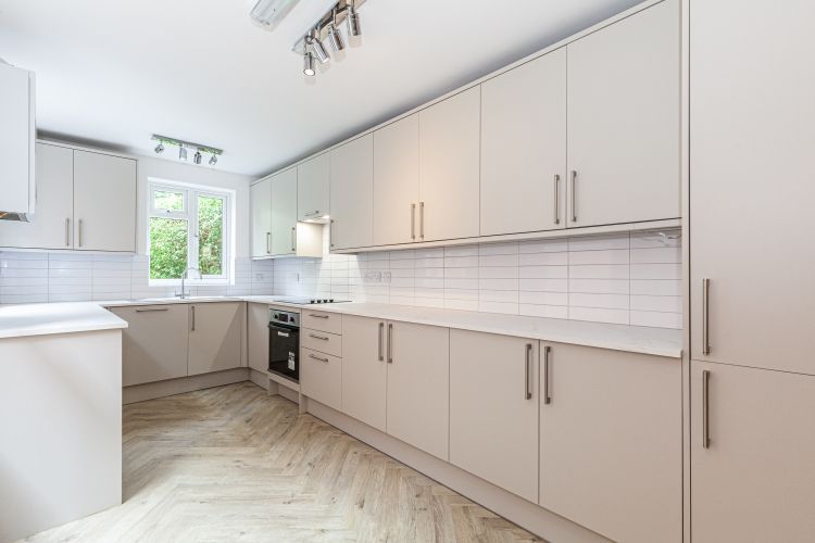 Property photo 3 of 20 261555