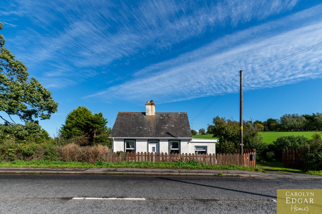 Property photo 3 of 33 012