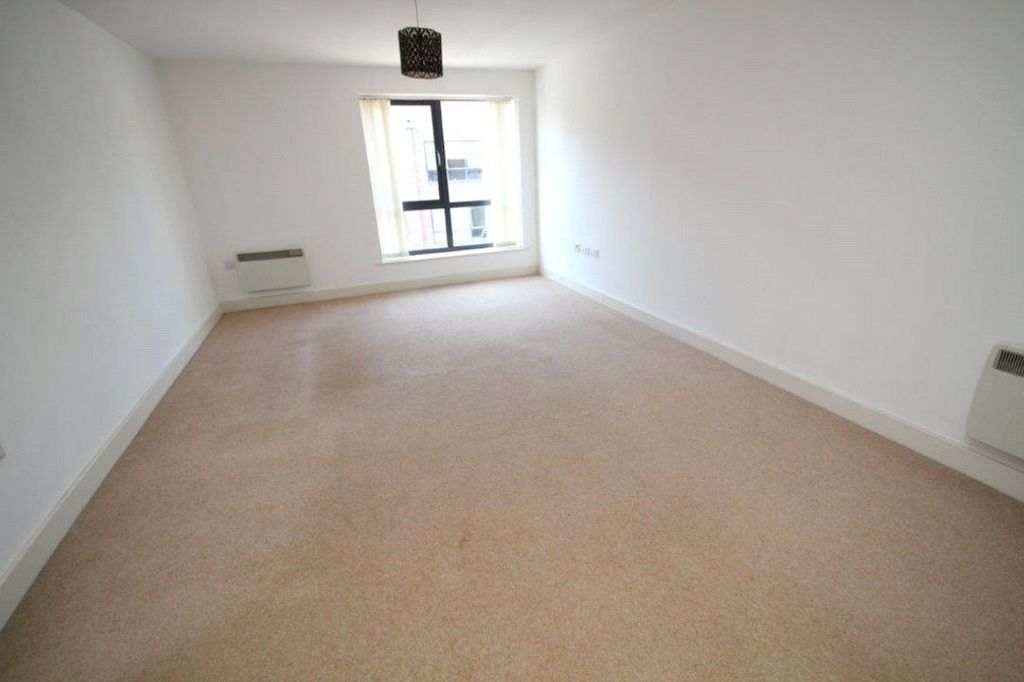 Property photo 3 of 7 28Kinghouse2