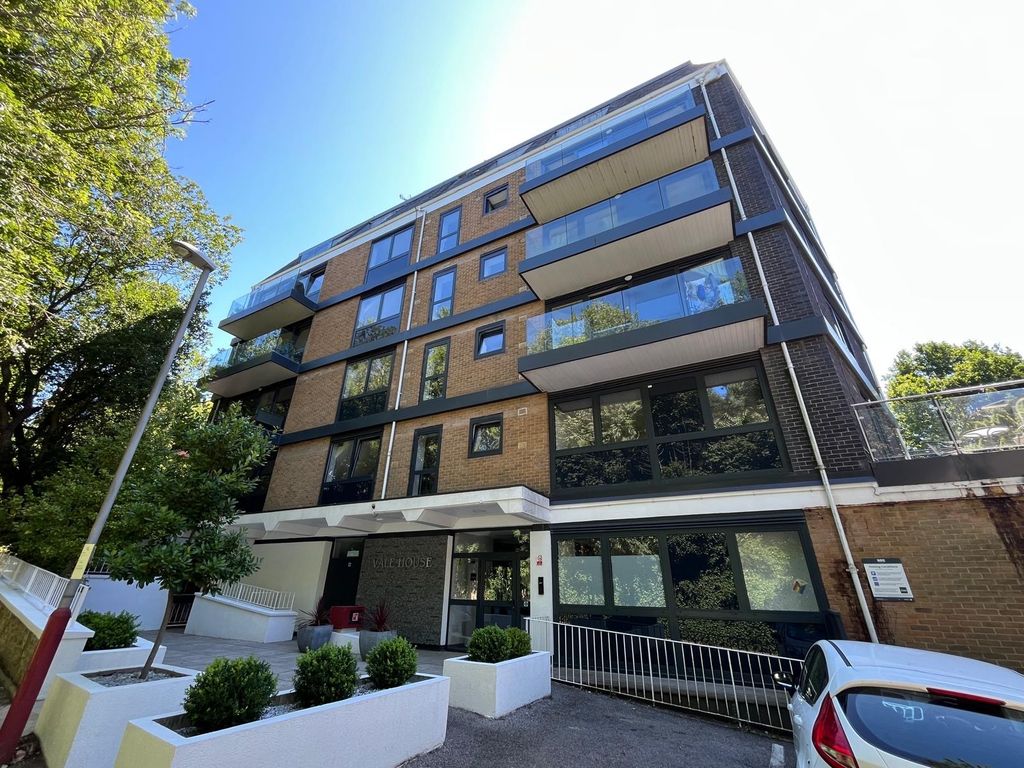 Property photo 2 of 9 9Fc7Eccd-5Ddf-490B-A77B-48d2Efcbeaac.Jpg