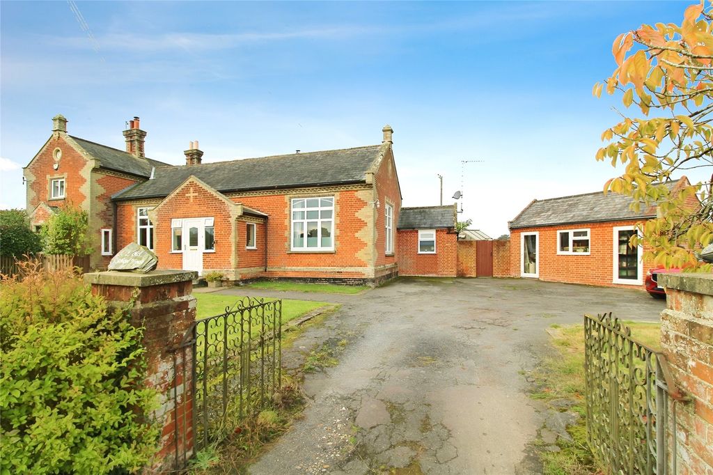 Property photo 1 of 16 1 - Image