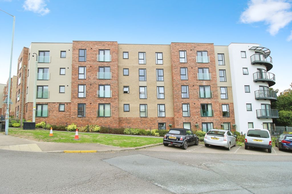 Property photo 1 of 7