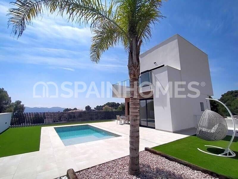 Property photo 1 of 13