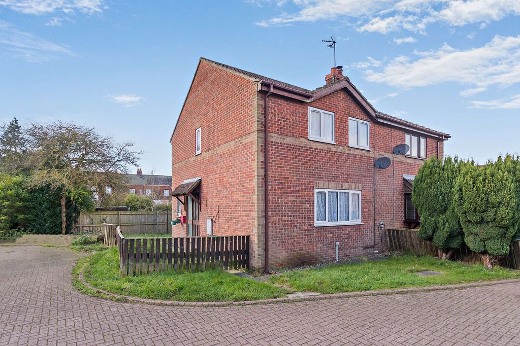 Property photo 1 of 24