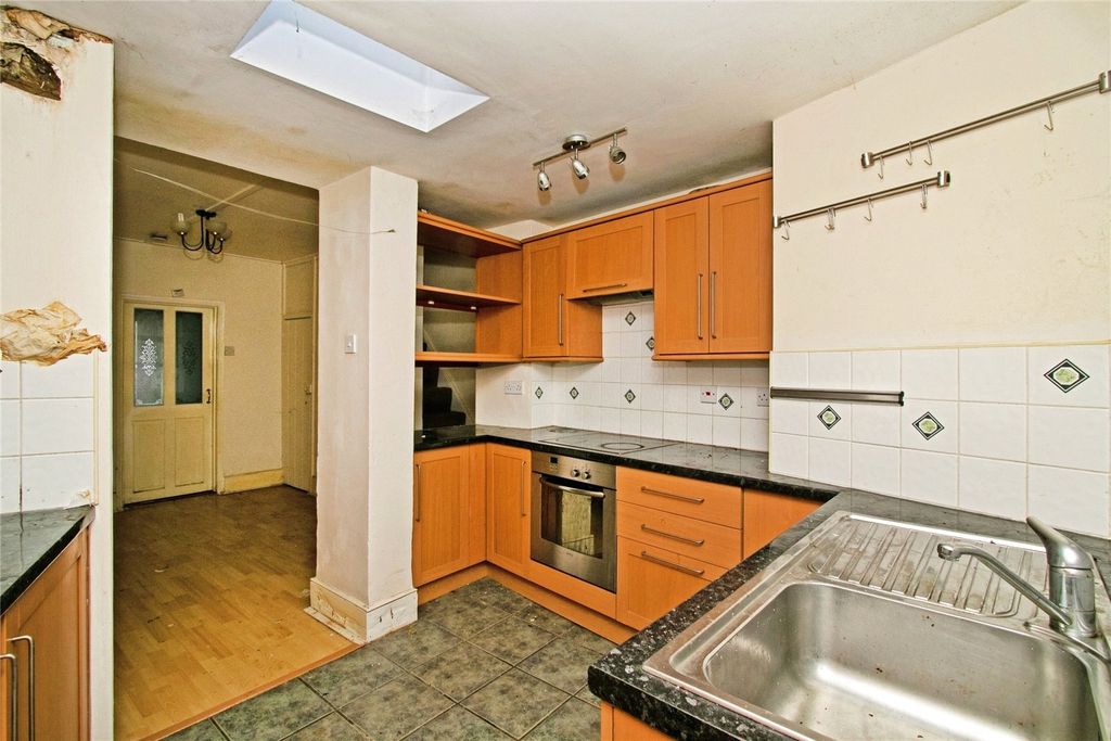 Property photo 3 of 15 Picture No. 21