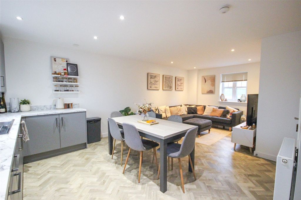 Property photo 2 of 12 Picture No. 12