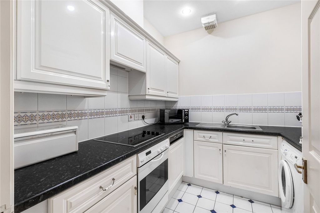 Property photo 3 of 9 Picture No. 05