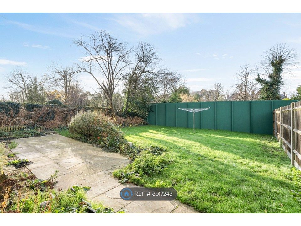 Property photo 3 of 14 Rear Communal Garden
