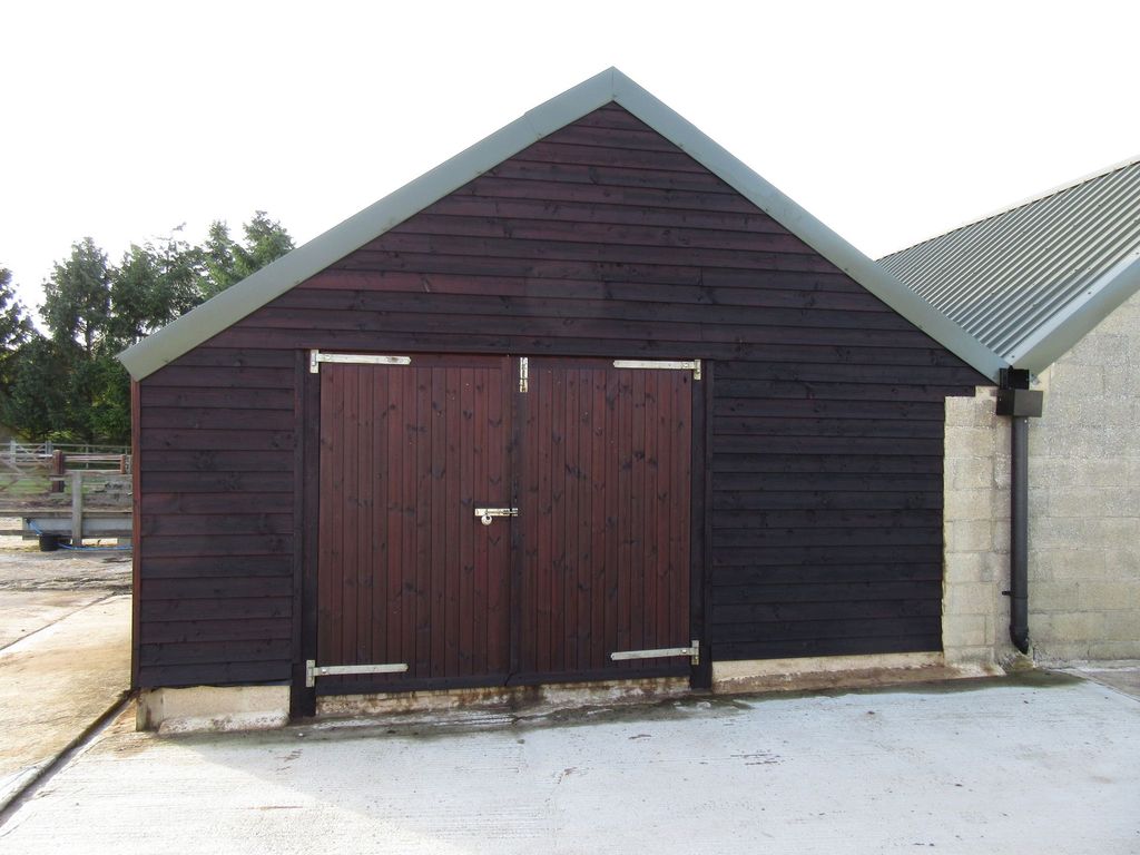 Property photo 1 of 4