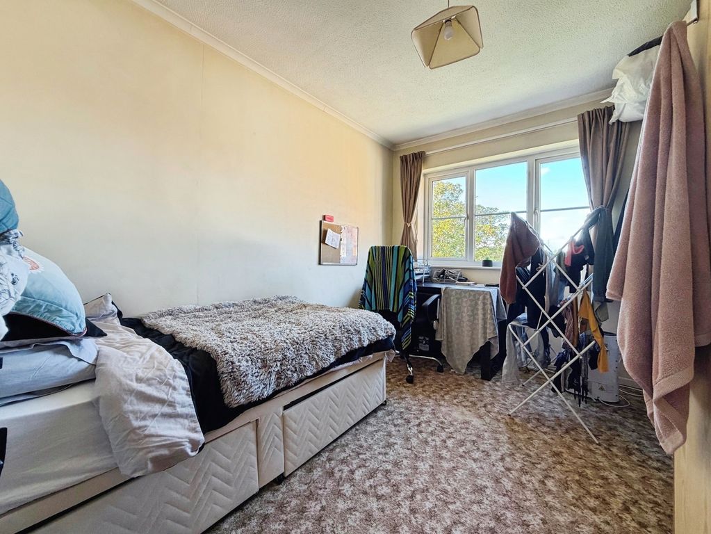 Property photo 2 of 7 Pbox-Img.Jpg