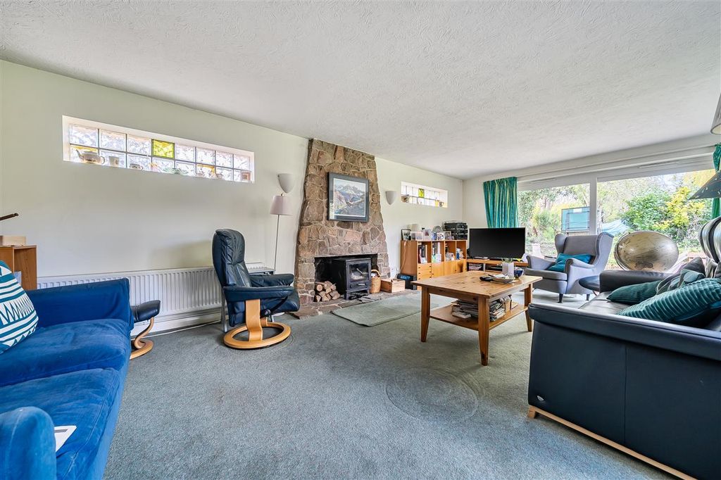 Property photo 3 of 22