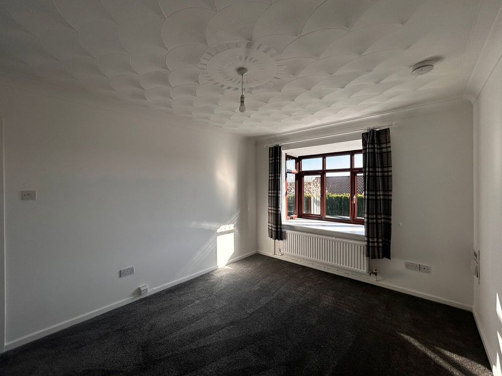 Additional image 5 of 2 bed semi-detached bungalow to rentOak Hill Park, Skewen, Neath SA10