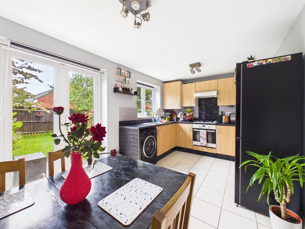 Property photo 3 of 19 Picture No. 14