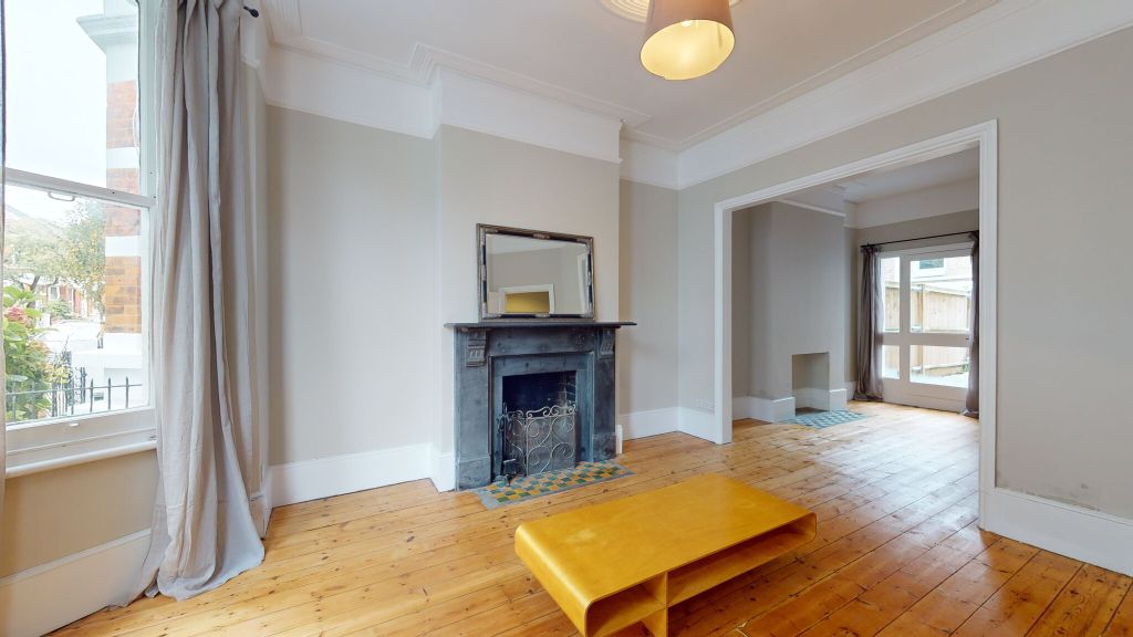 Property photo 3 of 30
