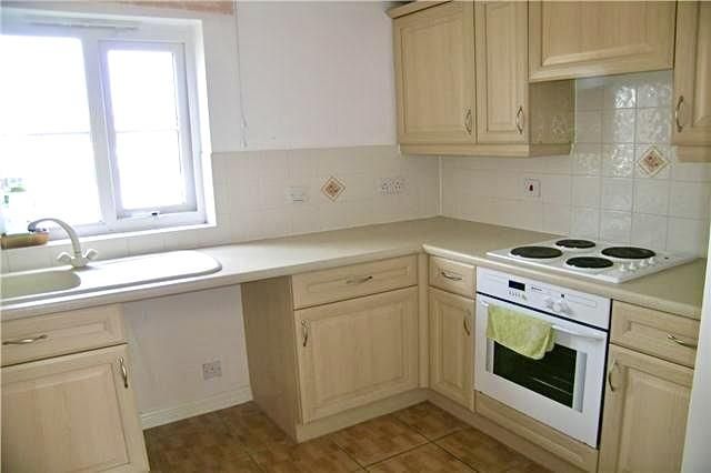 Property photo 3 of 4 Kitchen