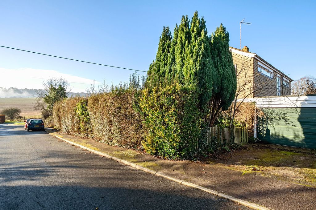 Property photo 3 of 22