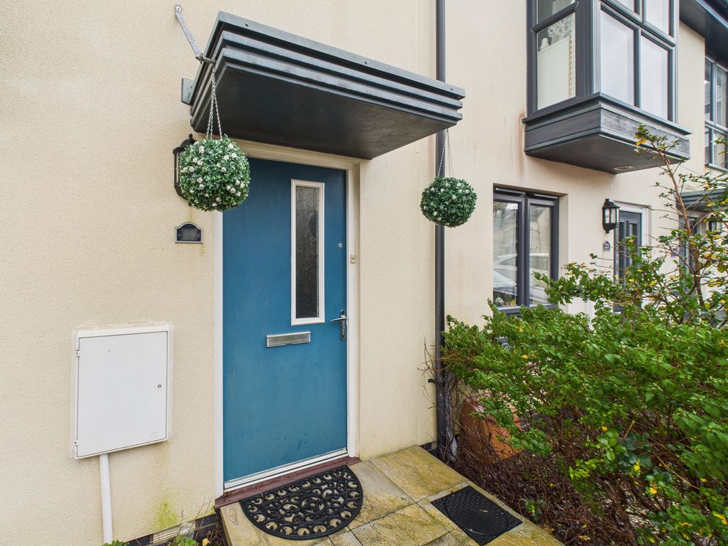 Property photo 3 of 23