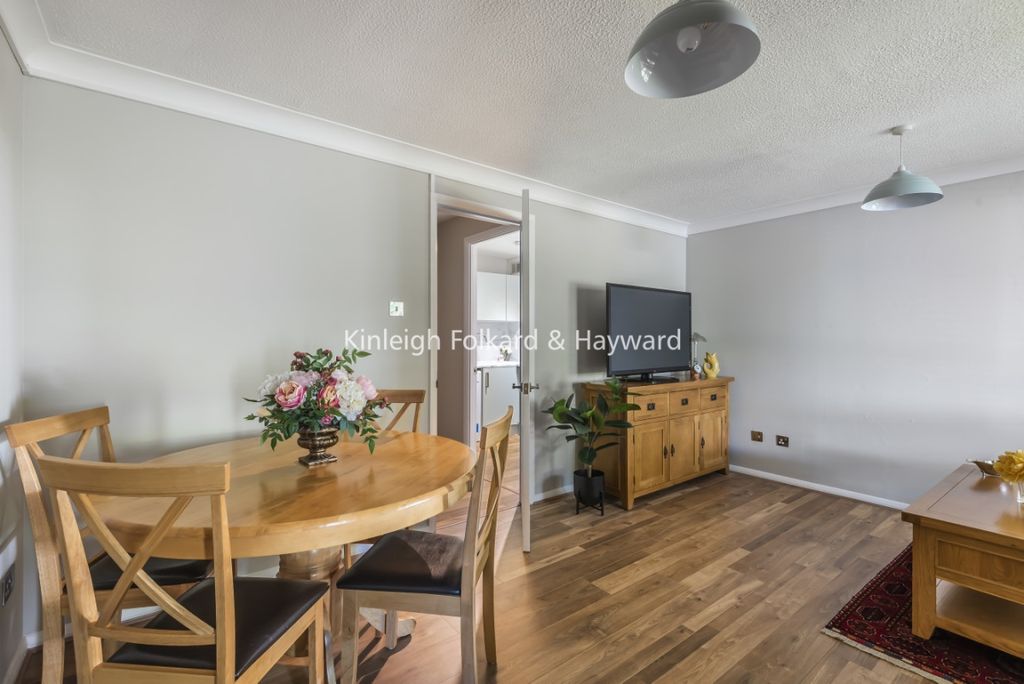 Property photo 2 of 6 8c2E9734-9A20-4F28-B