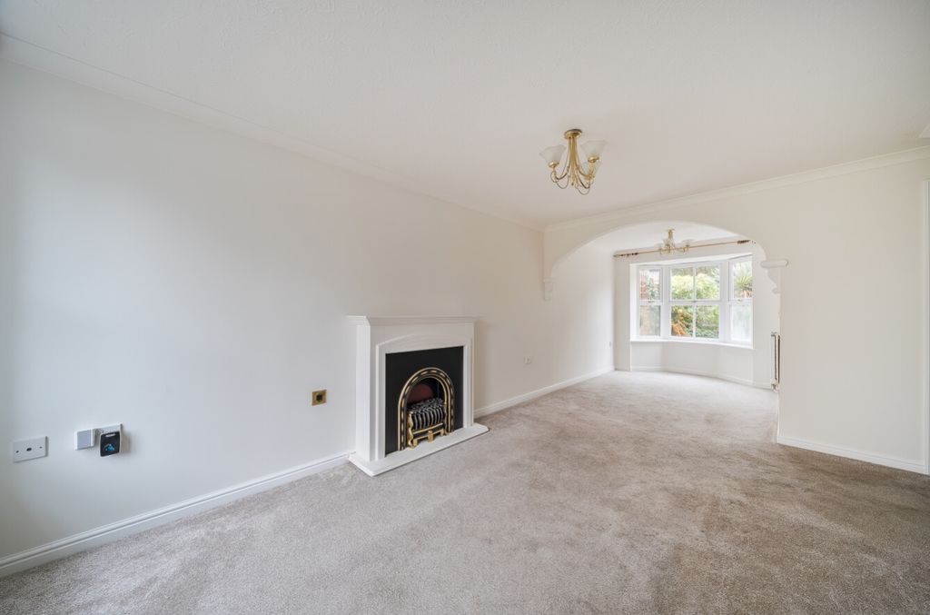 Property photo 3 of 24 1362210-13-68Ed0748Df287