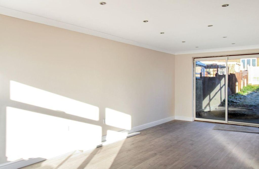 Property photo 3 of 11 Img-20251125-Wa0012