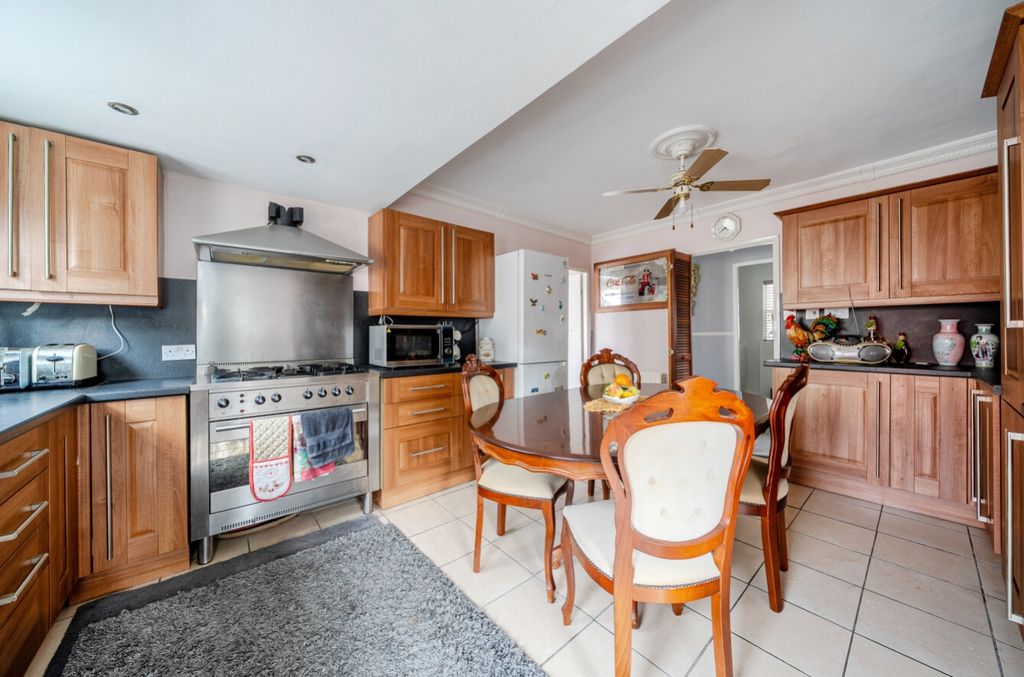 Property photo 3 of 14 1535834-8-1A140B0375d28
