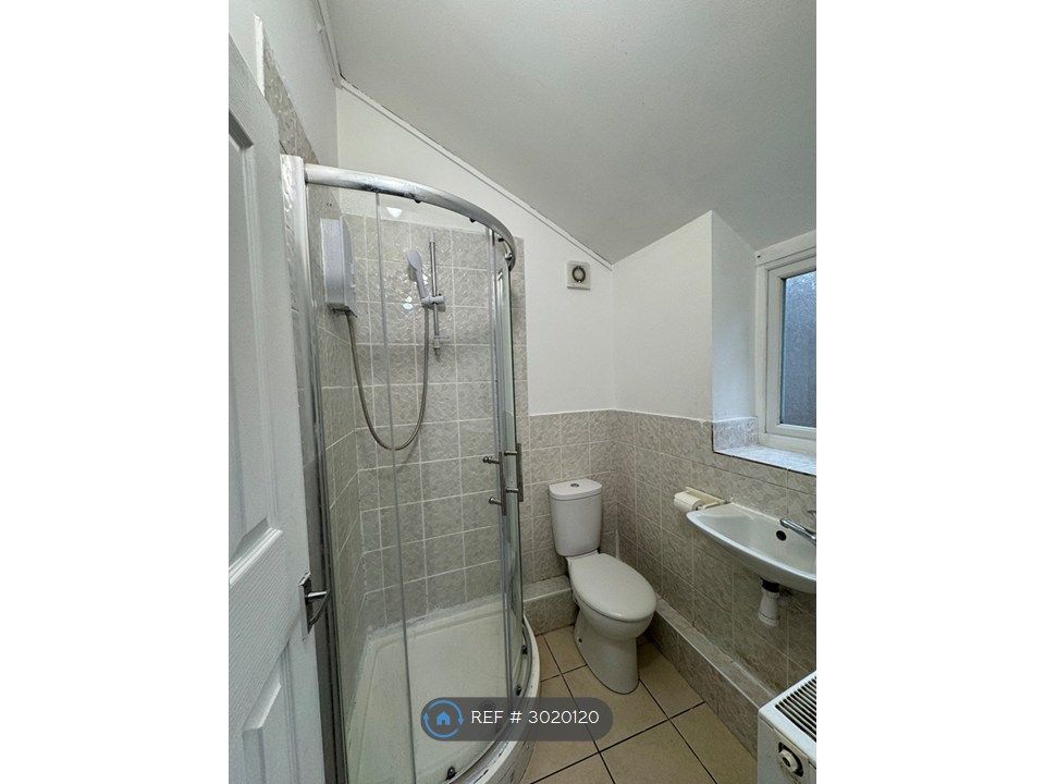 Property photo 3 of 3