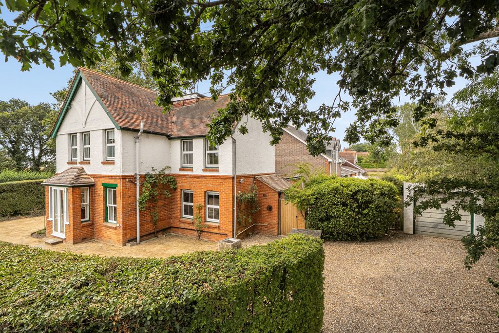 Property photo 1 of 26 1495935-1-6A60B1A...